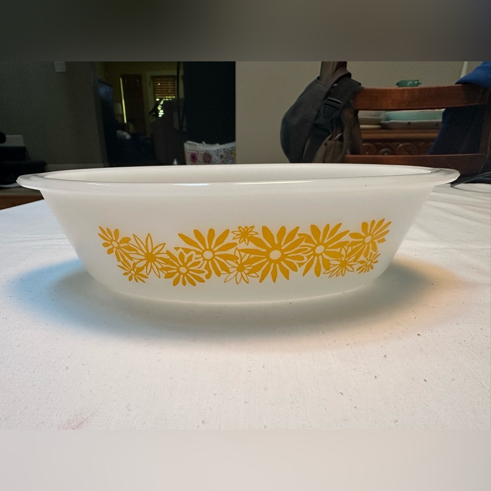 Vintage Glasbake casserole in daisy pattern